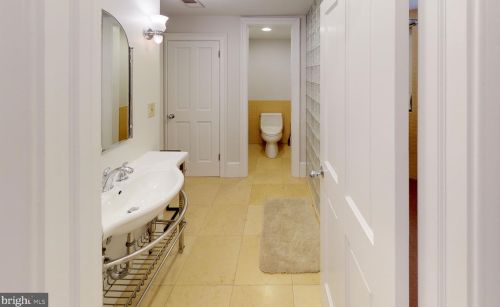 625 Q St, Washington DC 20001-3406 exterior