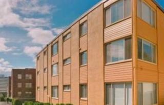 1700 Summit Ave, Seattle WA  98122-2132 exterior