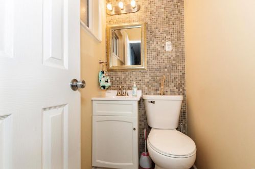 7937 Kingwood St, Saint Louis MO 63123-3554 exterior