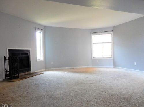 51 Edinborough Ct, Hackettstown NJ  07840-4229 exterior