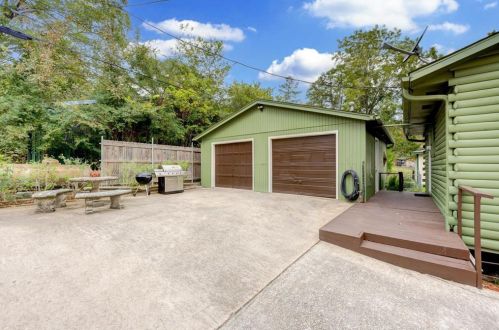 1410 Pne Lk Cir, Montgomery TX 77316-2774 exterior