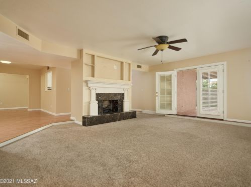 5677 Camino De La Noche, Tucson AZ  85718-4420 exterior