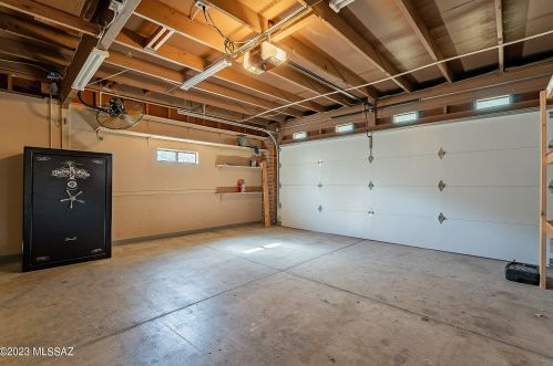 4801 Red Wolf Dr, Tucson AZ  85742-8825 exterior