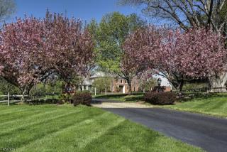 460 Cherry Ln, Mendham, NJ 07945-2712