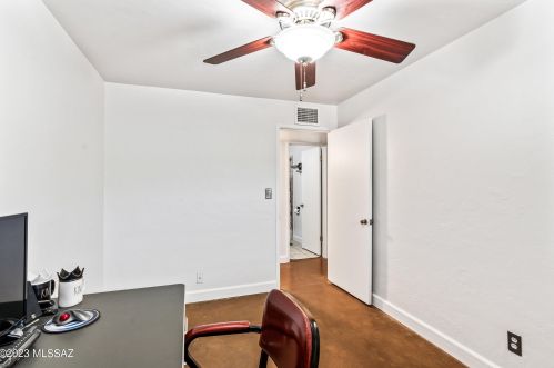 4327 Timrod St, Tucson AZ 85711-4252 exterior