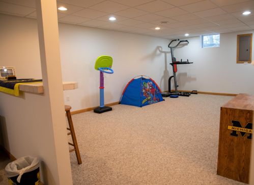 5785 Richmond Ave, Meskegon MI 49442-3162 exterior