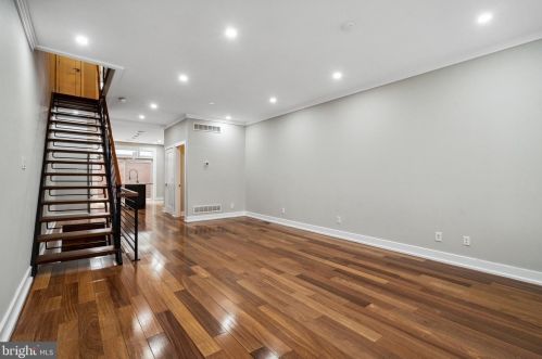 1814 Catharine St, Philadelphia PA  19146-1835 exterior