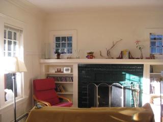 5226 19th Ave, Seattle WA  98106-1353 exterior