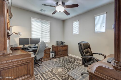 6151 Fresno St, Chandler AZ 85249-5589 exterior