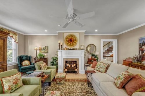 133 Hillside Ave, Atlanta GA 30315-4325 exterior