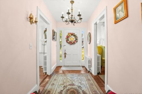 206 Norwalk Rd, Norwalk, CT 06850-4316