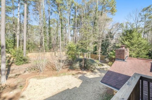 2876 Lone Star Trl, Atlanta GA 30340-5019 exterior