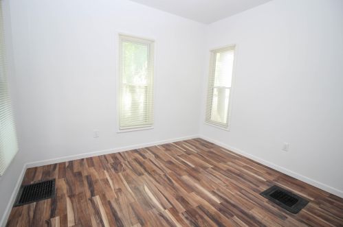 188 Michigan Ave, Three Rivers MI 49093-1126 exterior