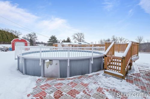 11470 Bluewater Hwy, Lowell MI 49331-9220 exterior