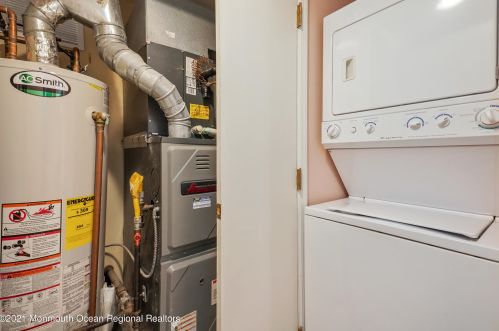 100 Vance Ave, Lavallette NJ 08735-2239 exterior