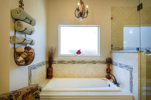 7203 Abrams Pl Ct, Dallas TX 75231 exterior