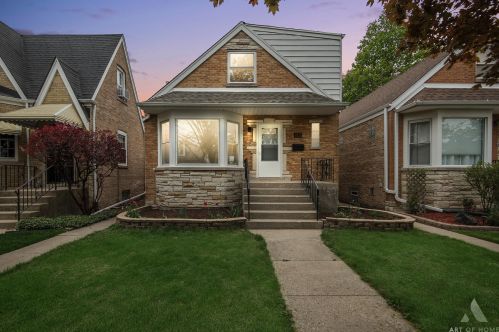 4832 Merrimac Ave, Chicago IL  60630-2914 exterior