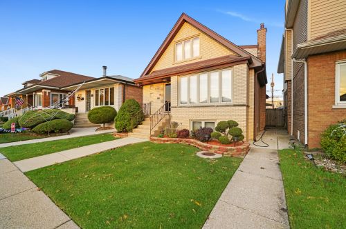 6129 Mcvicker Ave, Chicago IL 60638-4325 exterior