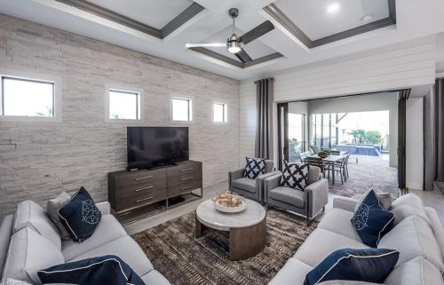 2730 Aviamar Cir, Naples FL 34114-9565 exterior