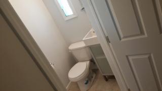 1824 Fox Way, Pittsburgh PA  15203-1732 exterior