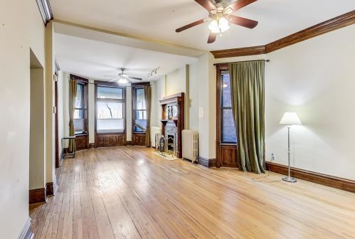 4053 Greenview Ave, Chicago IL 60626-4217 exterior