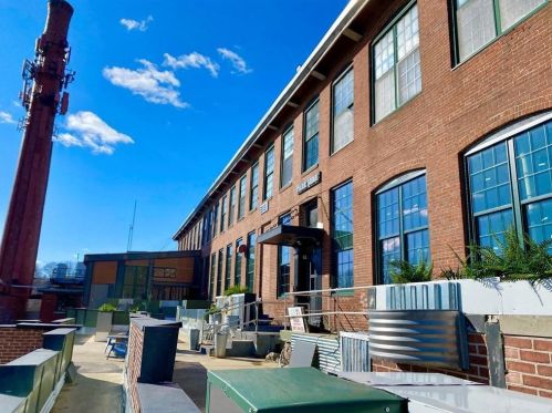 1117 Douglas Ave, Providence RI  02904-5305 exterior