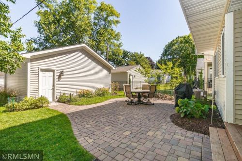 1329 Hartford Ave, Saint Paul MN 55116-1648 exterior