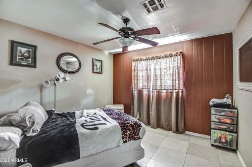 5307 Camelback Rd, Phoenix AZ 85033-1534 exterior