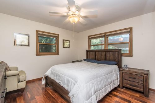 2569 Root Riv Pkwy, Milwaukee WI 53227-1849 exterior