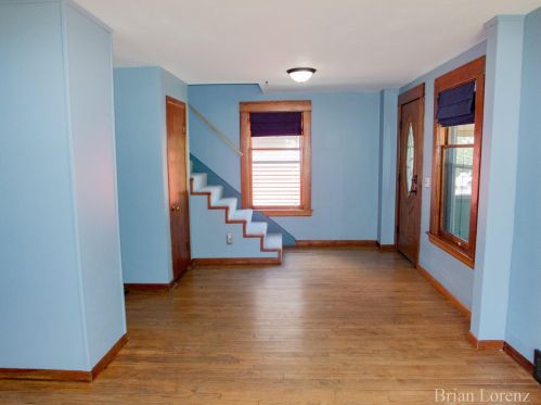 6 Travis St, Grand Rapids MI 49505-4637 exterior