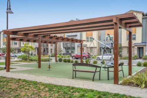 1136 California Cir, Milpitas CA 95035-3019 exterior