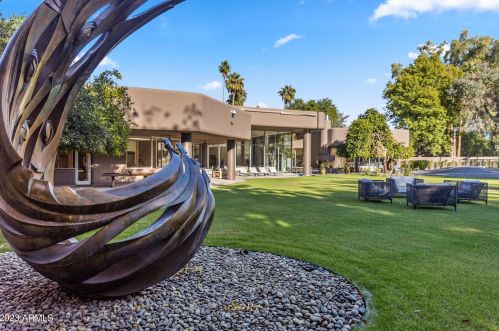 2111 Colter St, Phoenix AZ  85015-2821 exterior