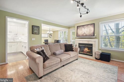 10819 Hampton Mill Ter, Rockville, MD 20852-5465