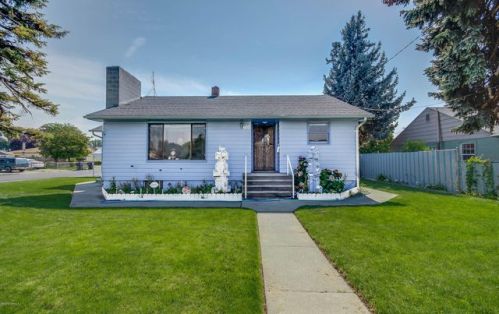 602 Mead Ave, Yakima WA  98902-5557 exterior