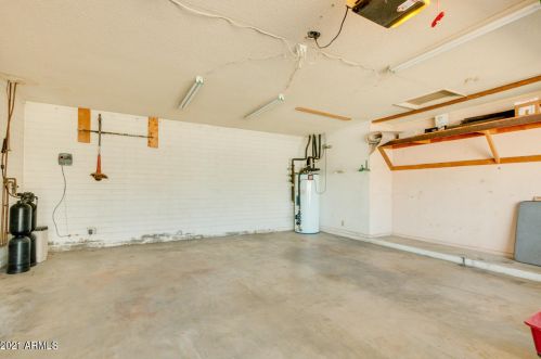 6702 42nd Ave, Phoenix AZ 85029-3068 exterior