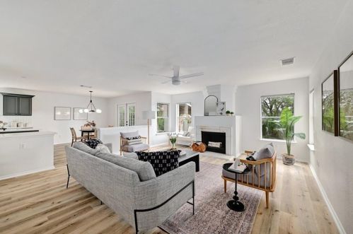 8029 Evadean Cir, Austin, TX 78745-8004