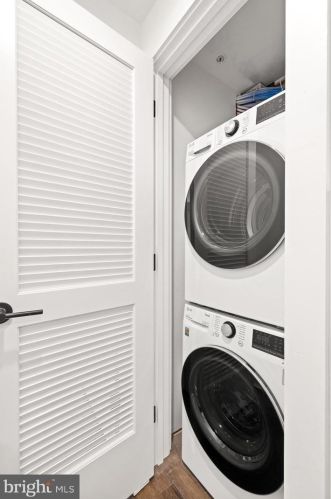 1917 5th St, Philadelphia PA 19122-2135 exterior