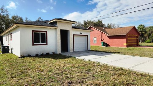 4803 Matanzas Ave, Fort Pierce, FL 34946-1050