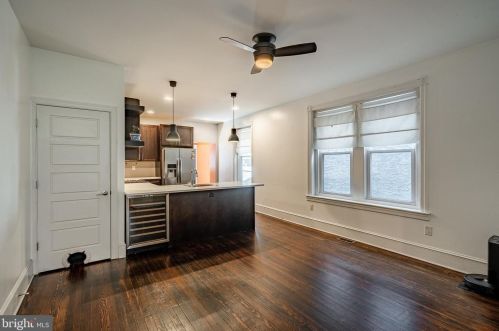 273 Hermitage St, Philadelphia PA  19127-1012 exterior