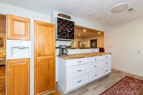 6922 Lovers Ln, Kalamazoo MI 49002-4427 exterior