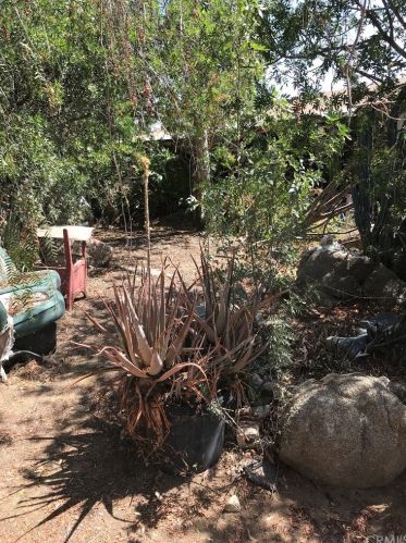 27260 Jarvis St, Perris CA 92570-8677 exterior