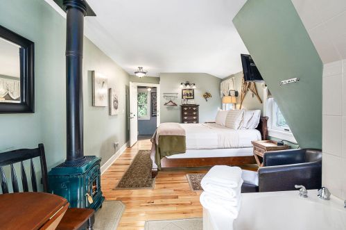 2617 3 St, Duluth MN 55812-1944 exterior