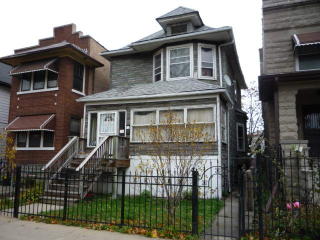 821 Lockwood Ave, Chicago IL  60651-2802 exterior