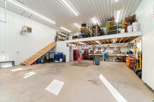 1689 Clover Valley Dr, Duluth MN 55804-9600 exterior