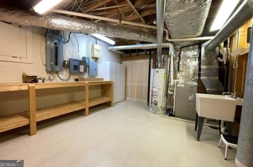 1505 Chevron Way, Atlanta GA 30350-4426 exterior