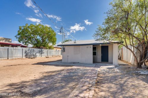 227 24 St, Tucson AZ 85713-1645 exterior