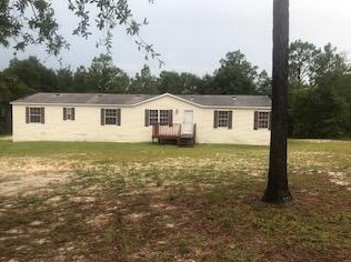 320 Sibelius Dr, Defuniak Springs, FL 32433-5274