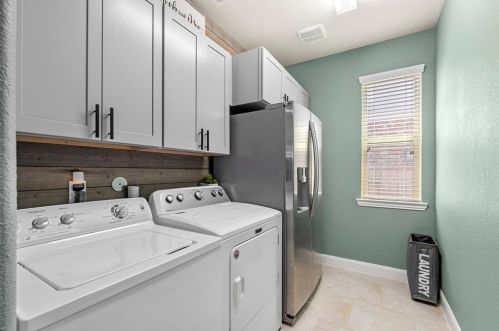 331 Kinderwood Trl, Montgomery TX 77316-2121 exterior