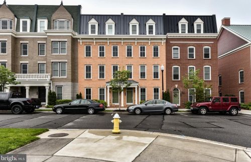 716 Bluemont Ave, Alexandria VA  22301 exterior