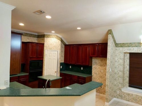 2727 Rochelle Pt, Irving TX  75062-9241 exterior